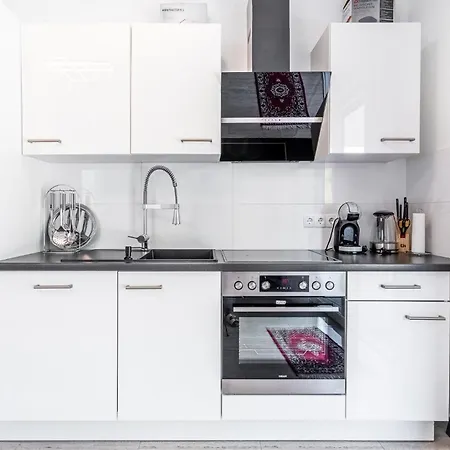 Apartament Cozy In *